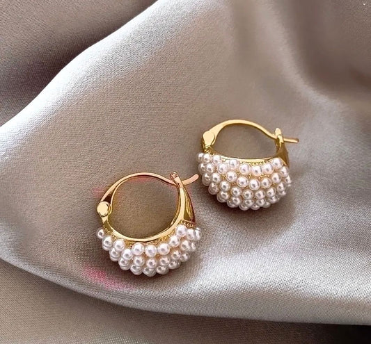 Aretes Perlas en Cesta