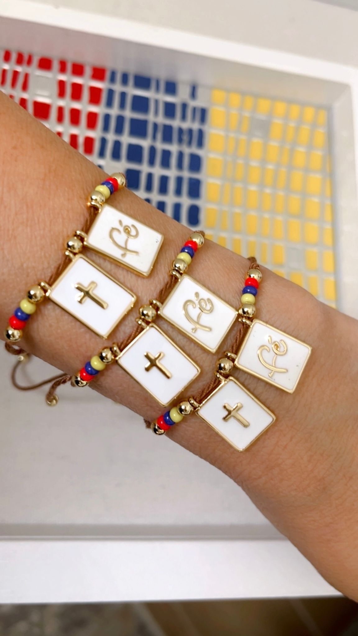 Brazalete hilo FE