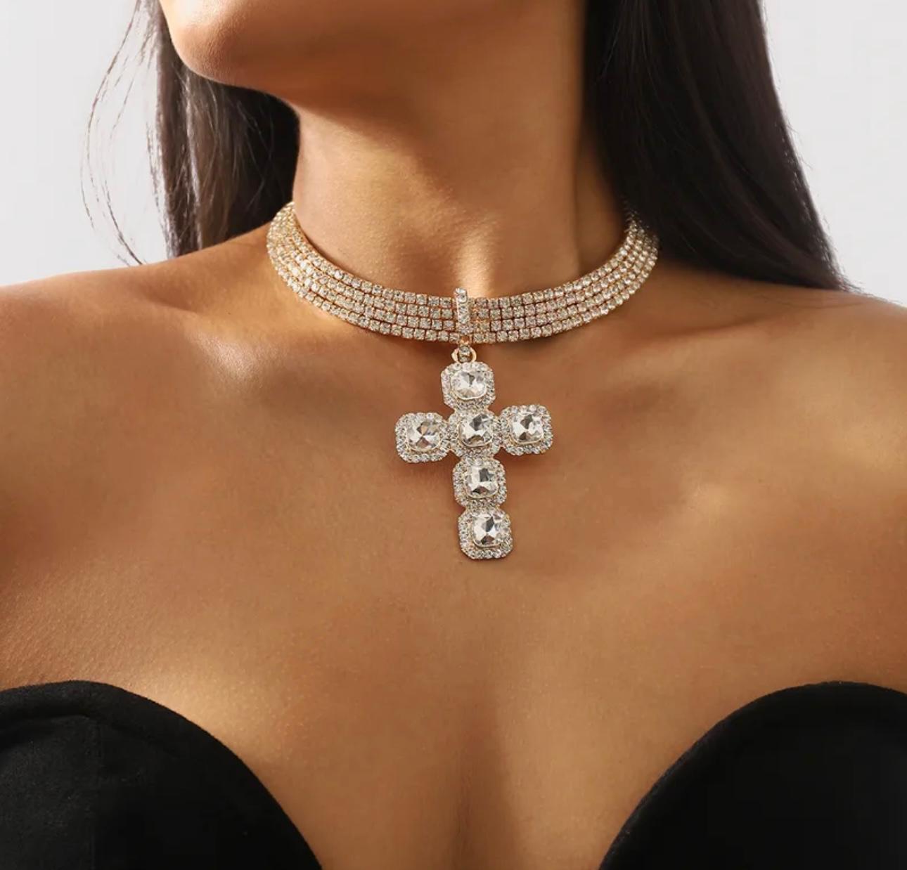 Collar cruz Fiesta