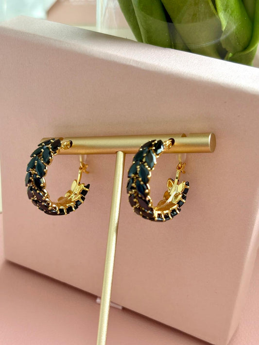 Aretes circon negro