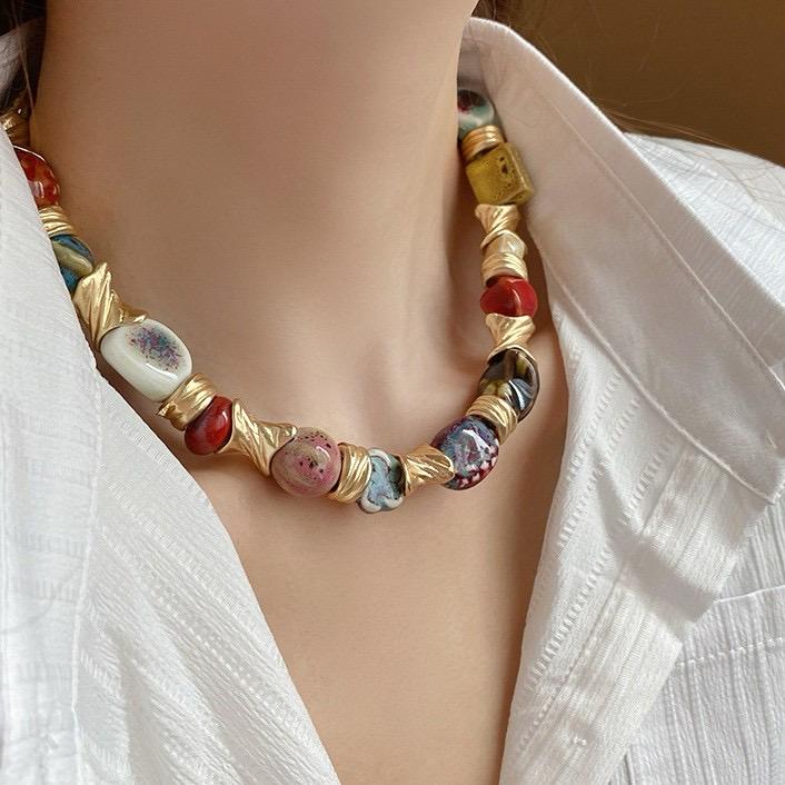 Collar piedras exóticas