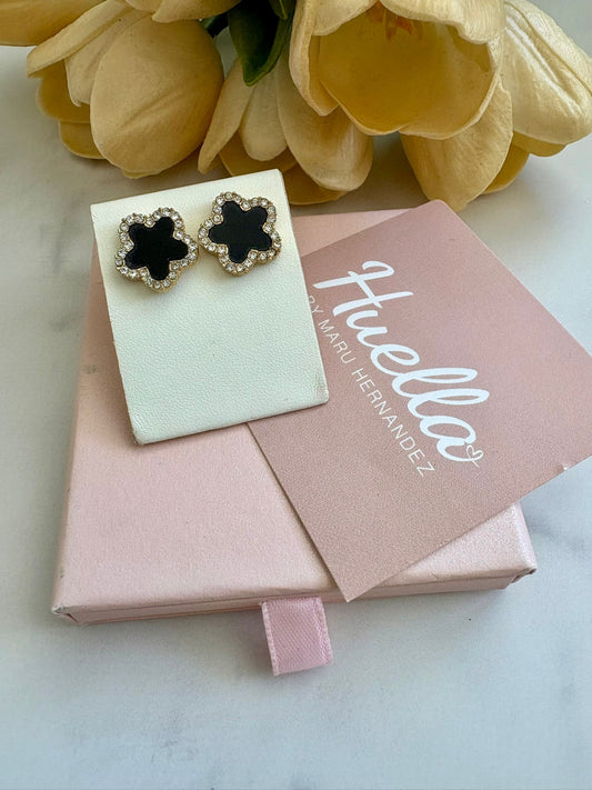 Aretes estilo van clif negro