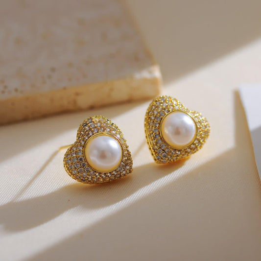 Aretes corazón de Perla y pedrería