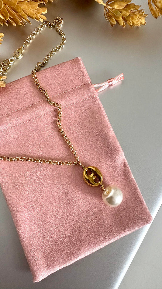 Cadena Gucci coronada en perla