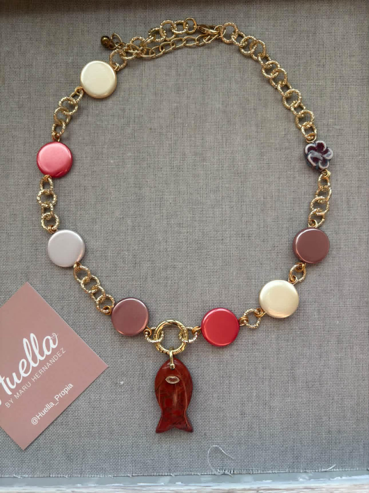 Collar Canela