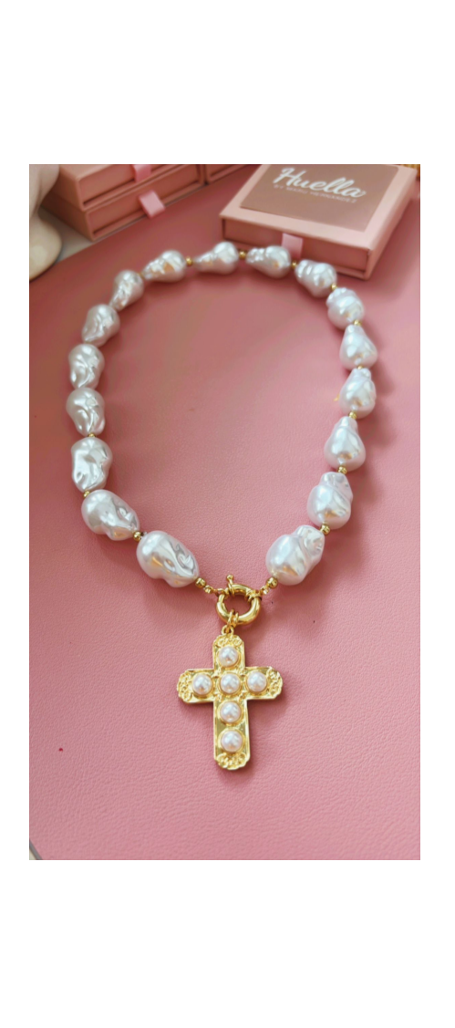 Collar Cruz Retro