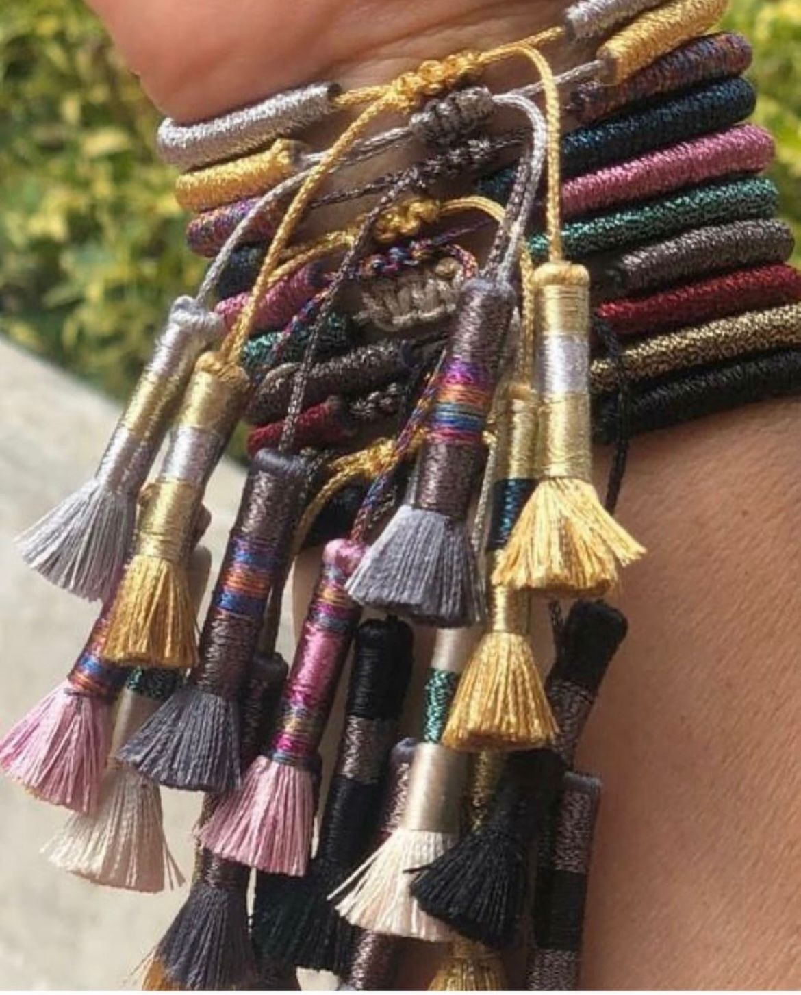 Brazalete entorchado metalizado