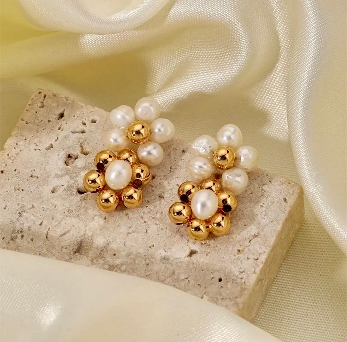 Aretes Dulce flor perla