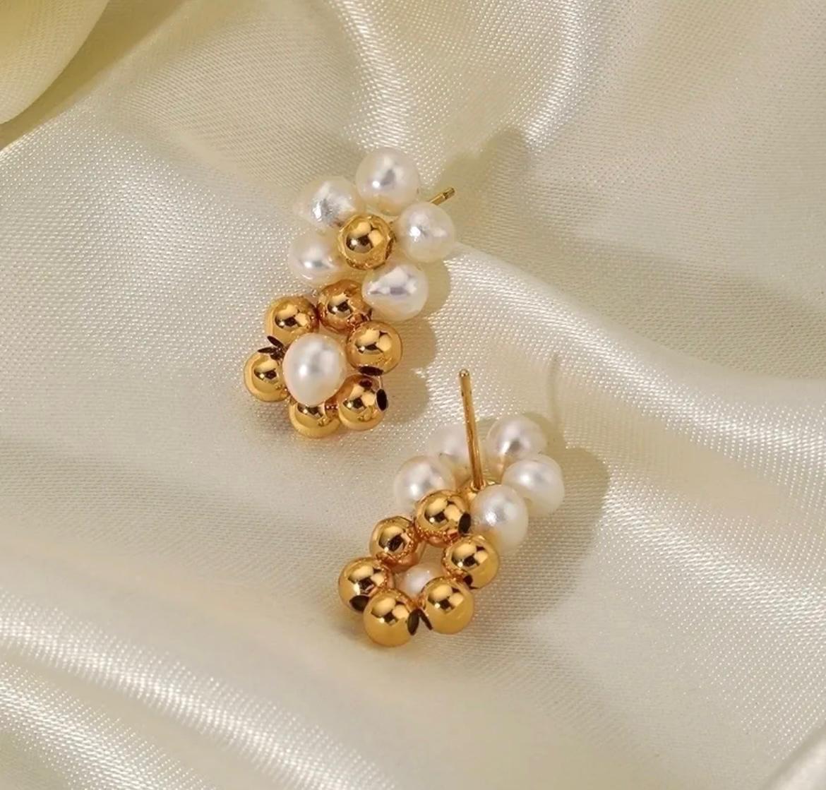 Aretes Dulce flor perla