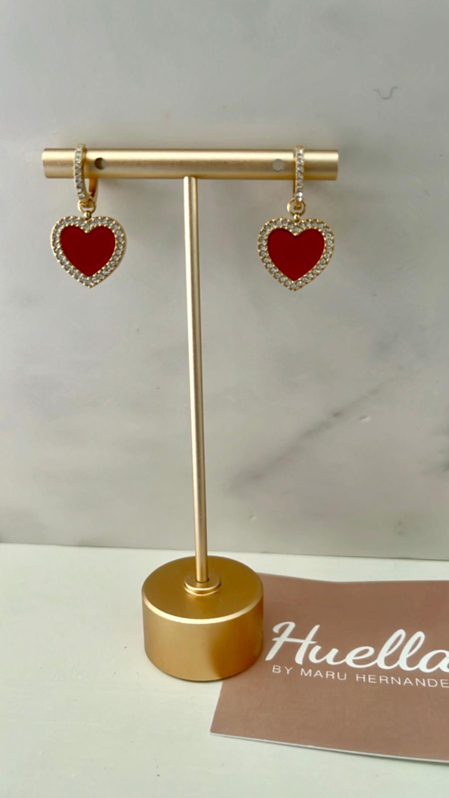 Aretes corazón rojo con pedrería