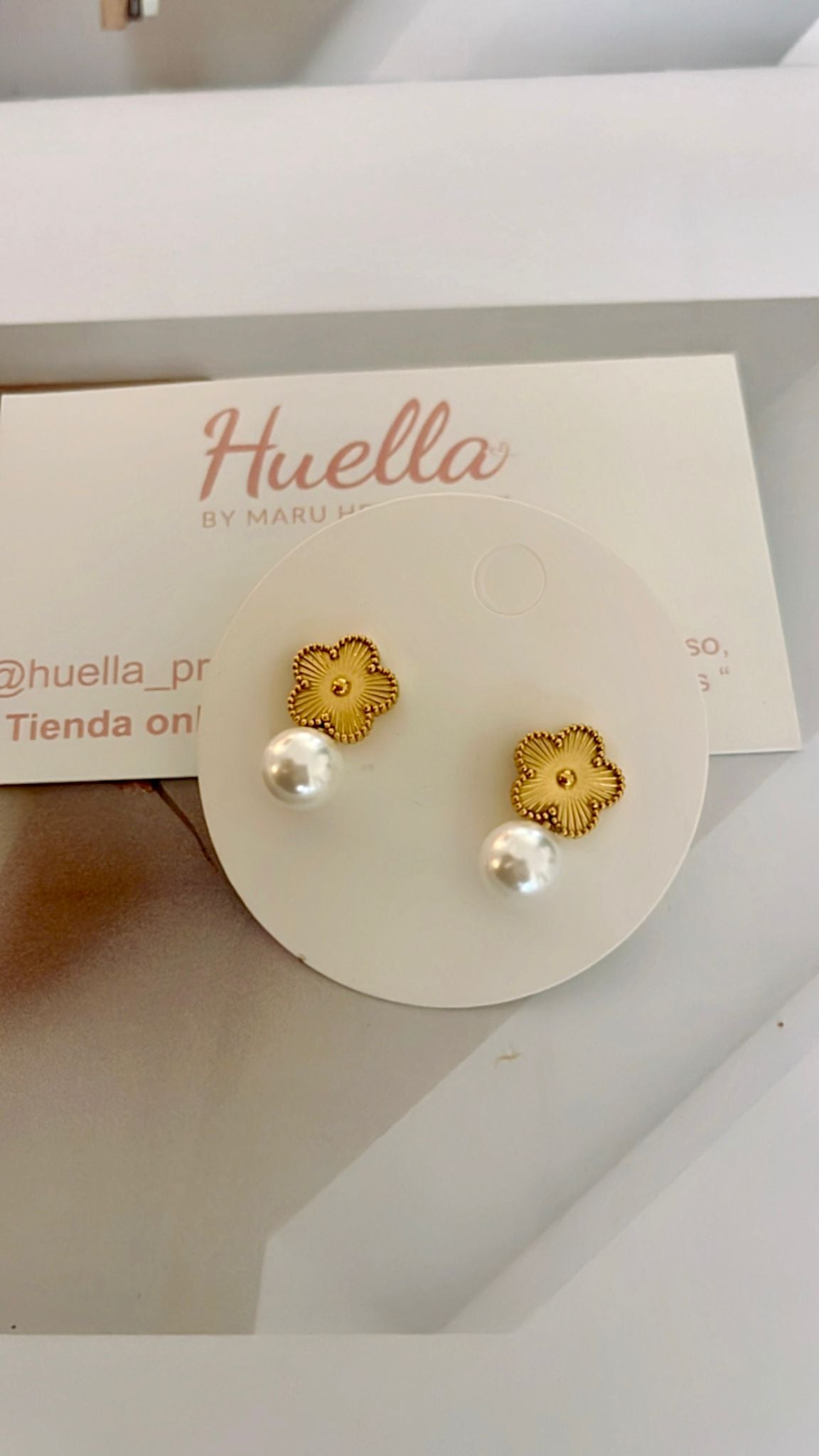 Aretes flor perlas