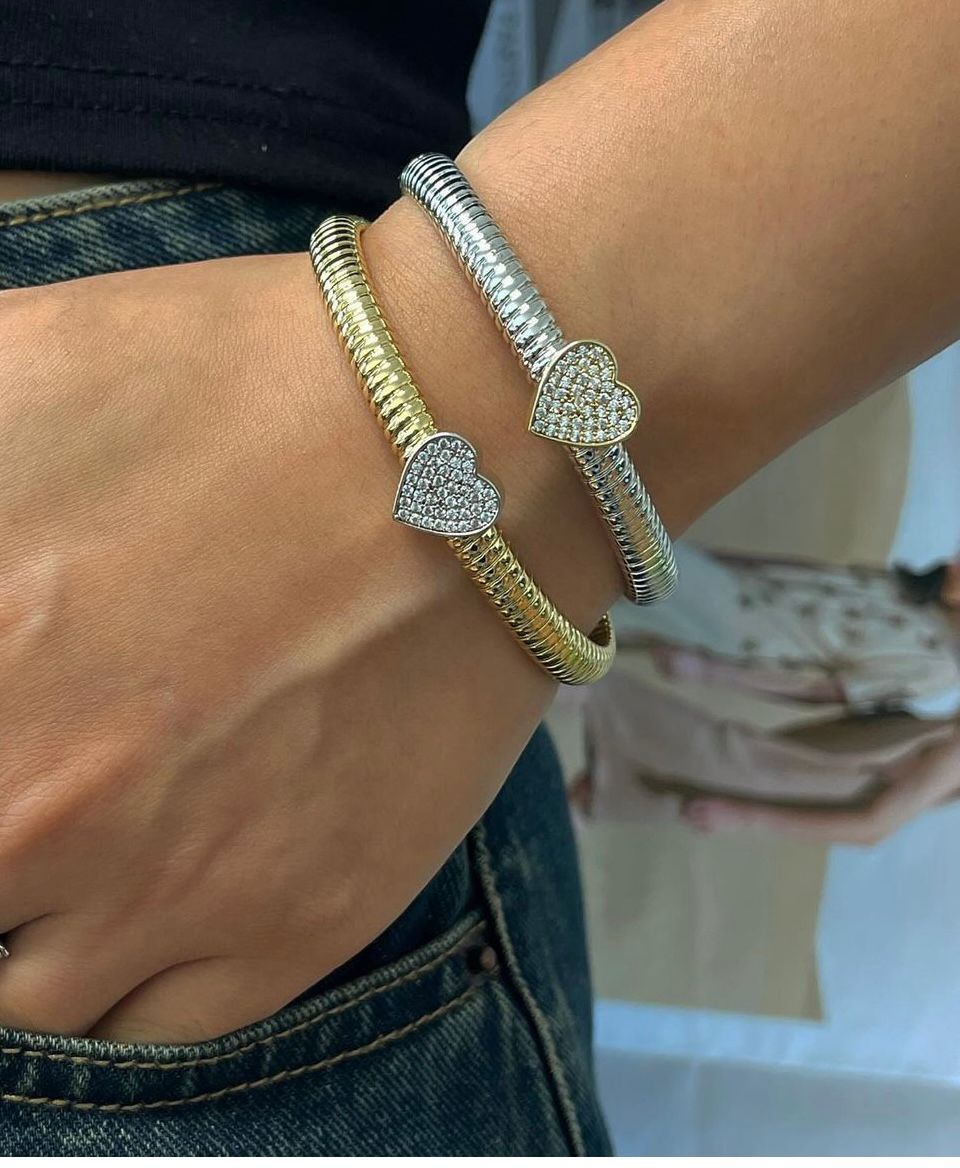 Brazalete pulso corazón elegante pequeño