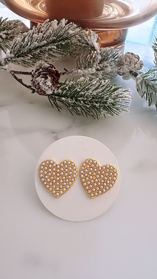 Aretes planos corazón perlitas