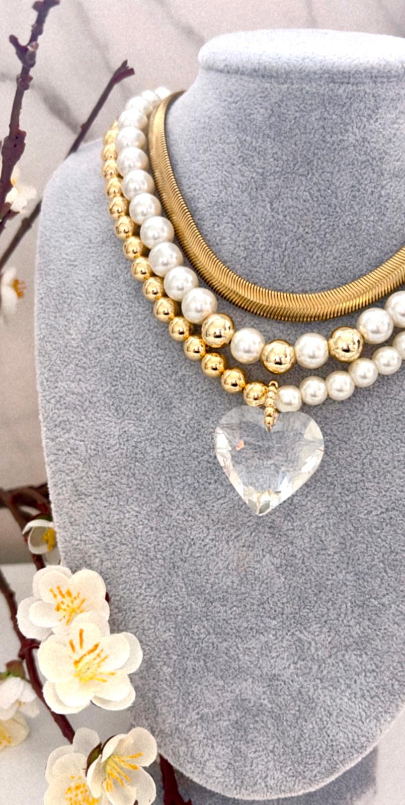 Collar perla y balines corazón