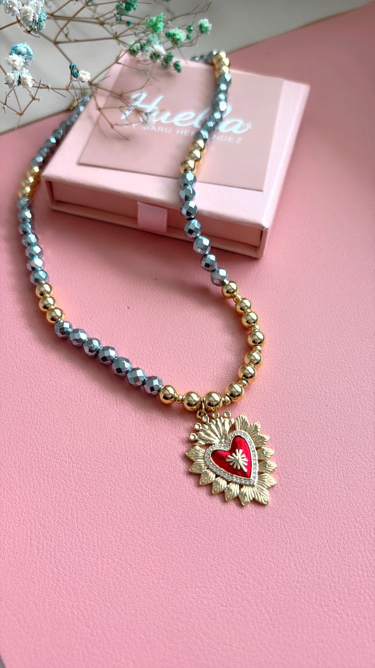 Collar corazón Reina