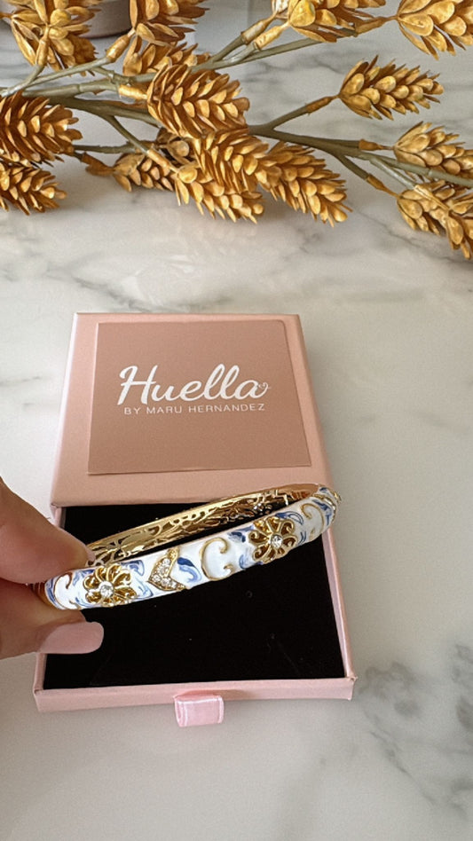 Brazalete elegante azul y blanco
