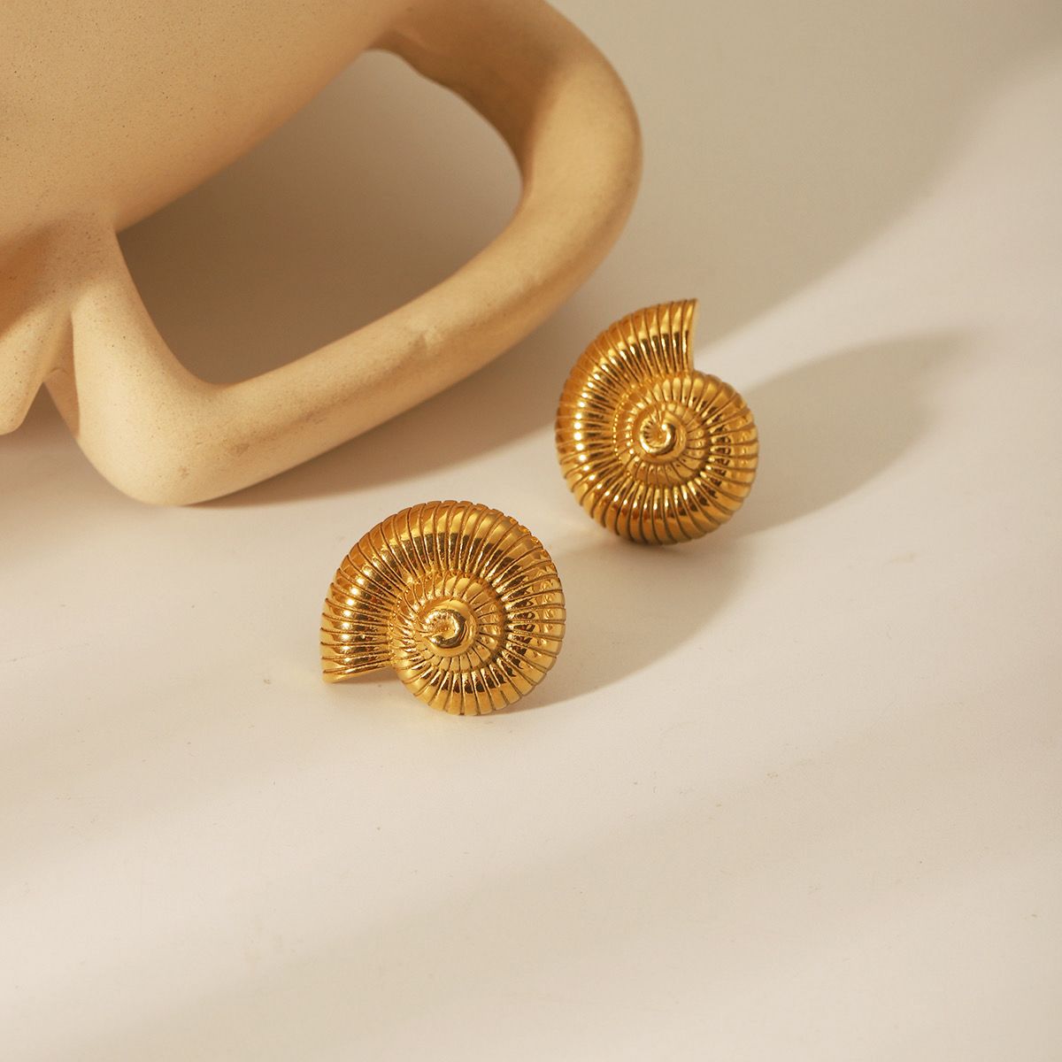 Aretes acero Caracol mediano
