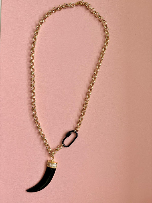 Cadena Cuerno con Broche