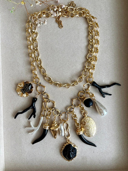 Collar Más allá del Summer