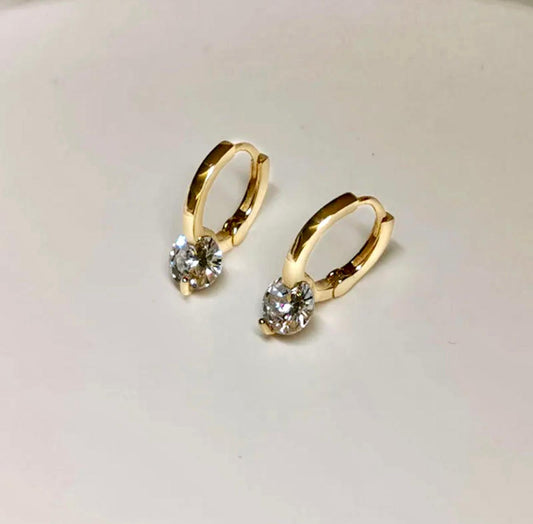 Aretes circon corazón