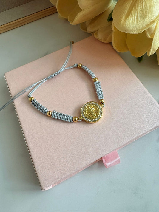 Brazalete San Benito tejido